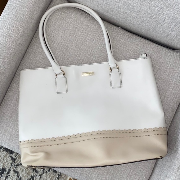 kate spade Handbags - Kate Spade Scalloped Tote Bag